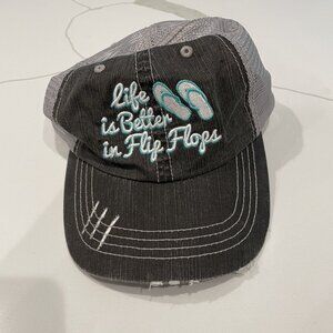 Life is better in flip flops Baseball Cap - One Size